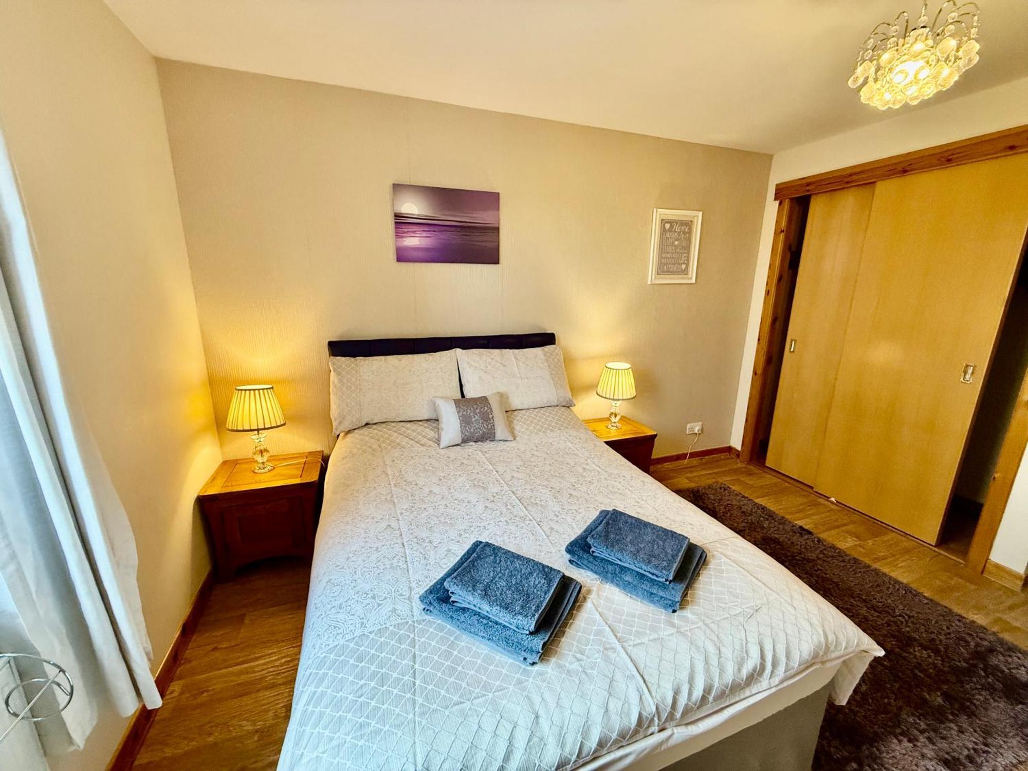 Azim And Suzi'S City Centre Apartment Inverness Eksteriør bilde