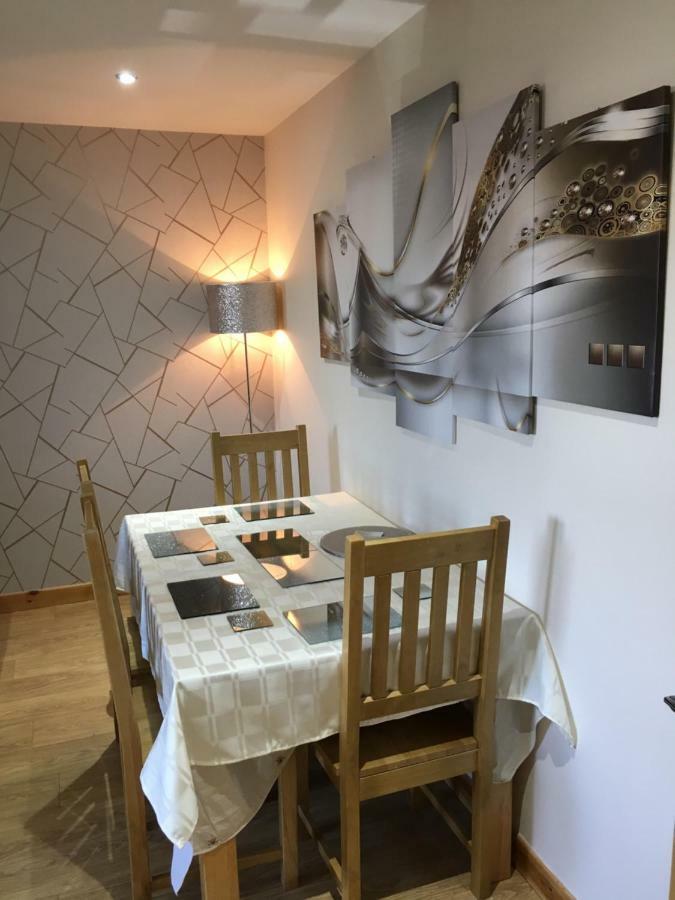 Azim And Suzi'S City Centre Apartment Inverness Eksteriør bilde