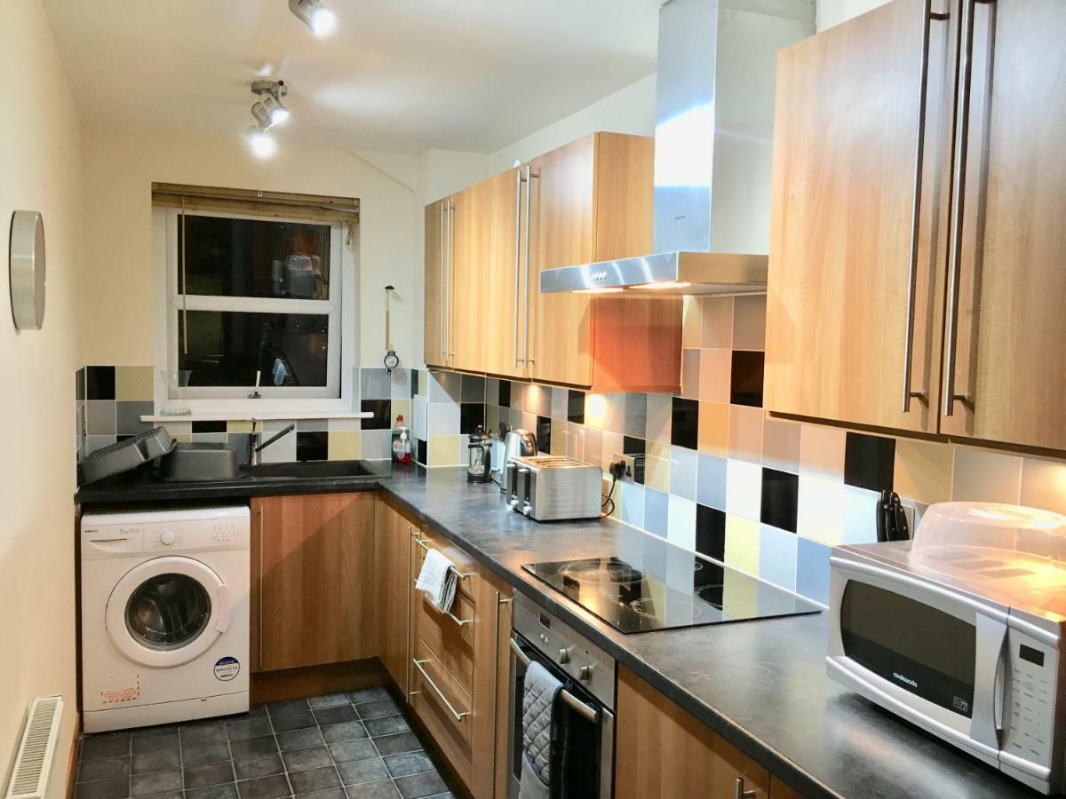 Azim And Suzi'S City Centre Apartment Inverness Eksteriør bilde
